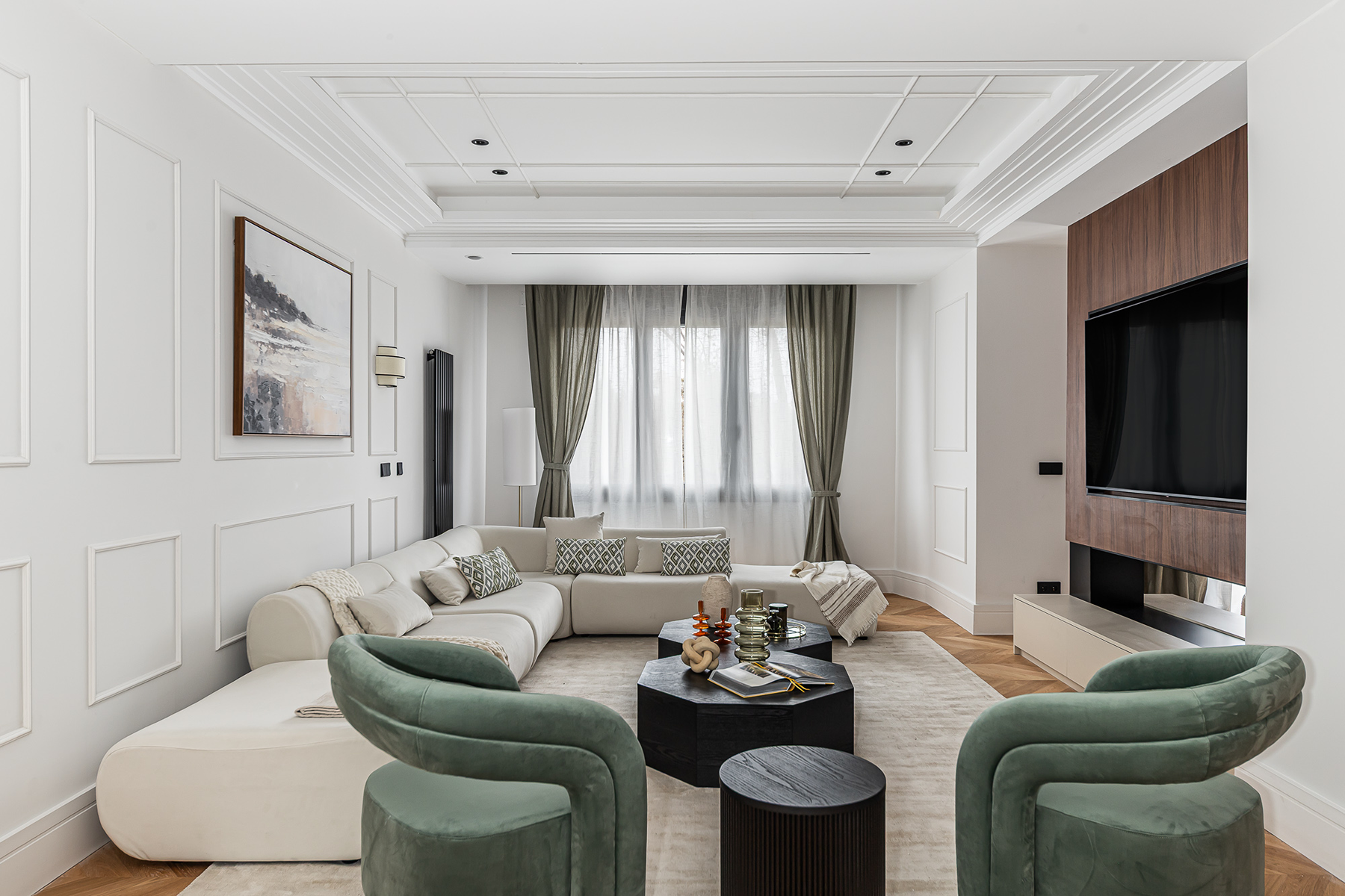 Classic 4-bed penthouse with terrace in Castellana, Salamanca