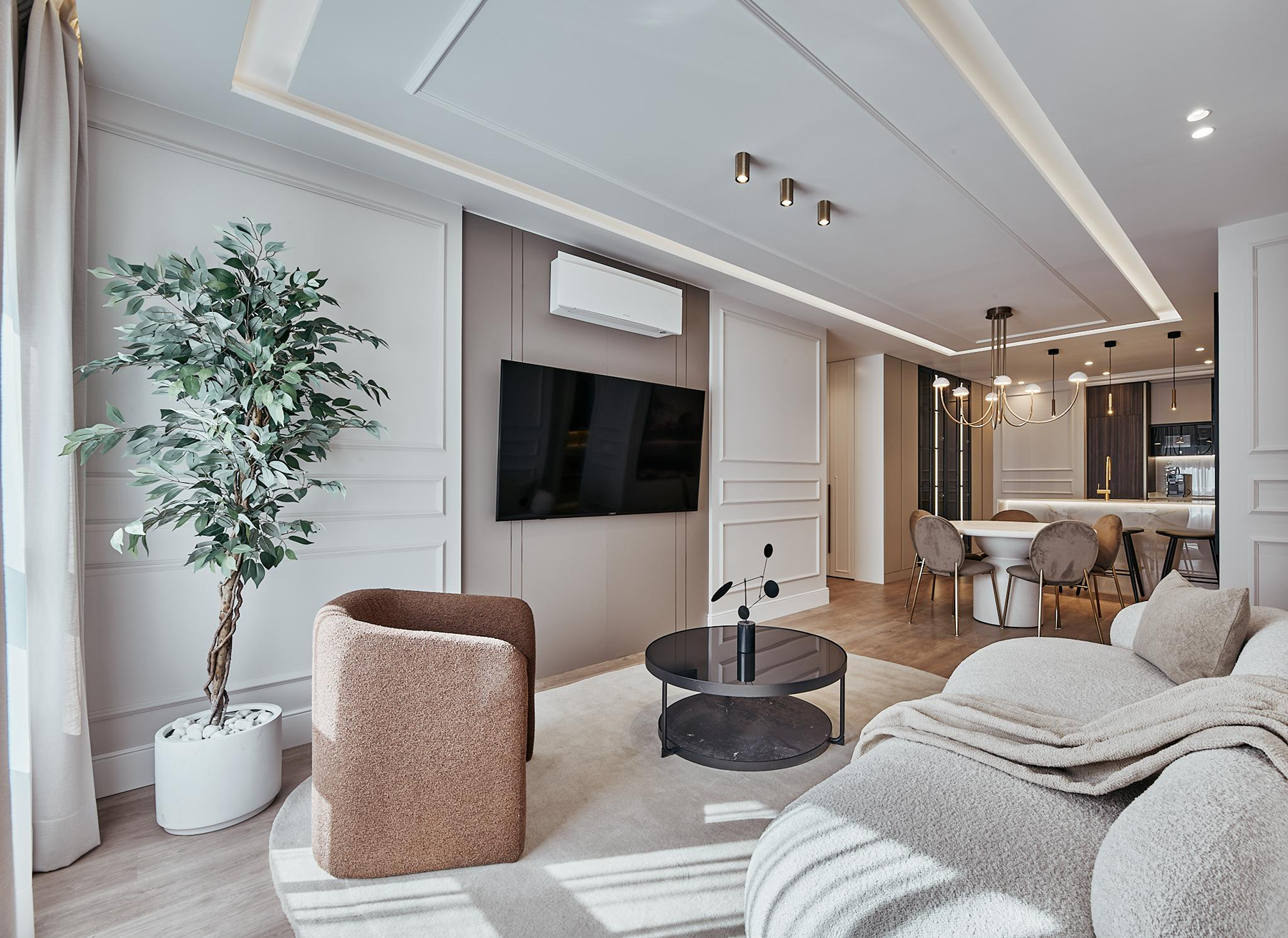 Renovated apartment with terrace in Chamberí.