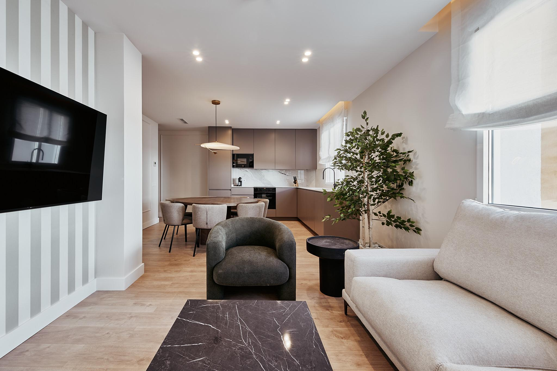 Renovated 4-bedroom apartment in the Heart of Madrid.
