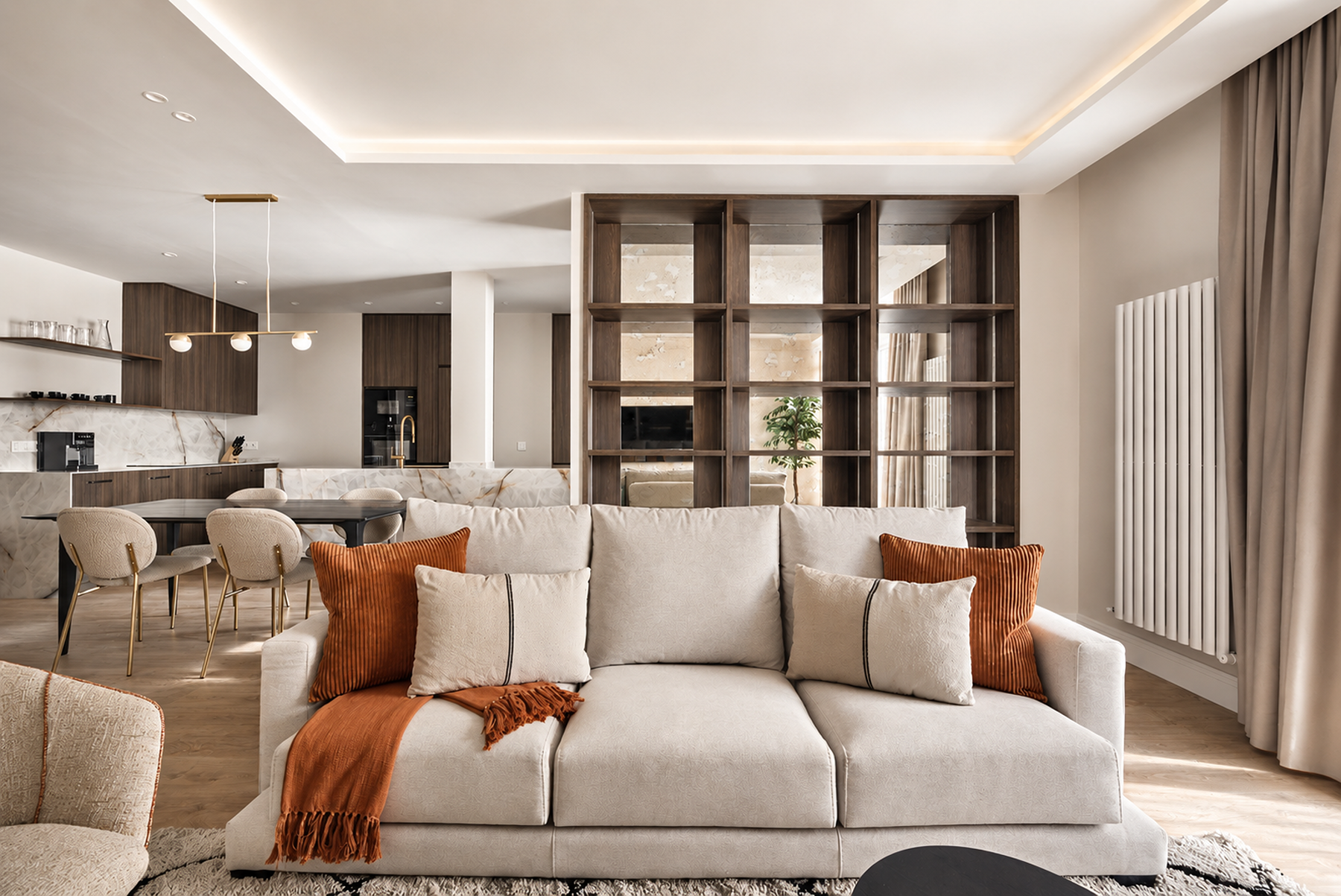 Renovated 3-bed penthouse with terrace in Lista, Salamanca