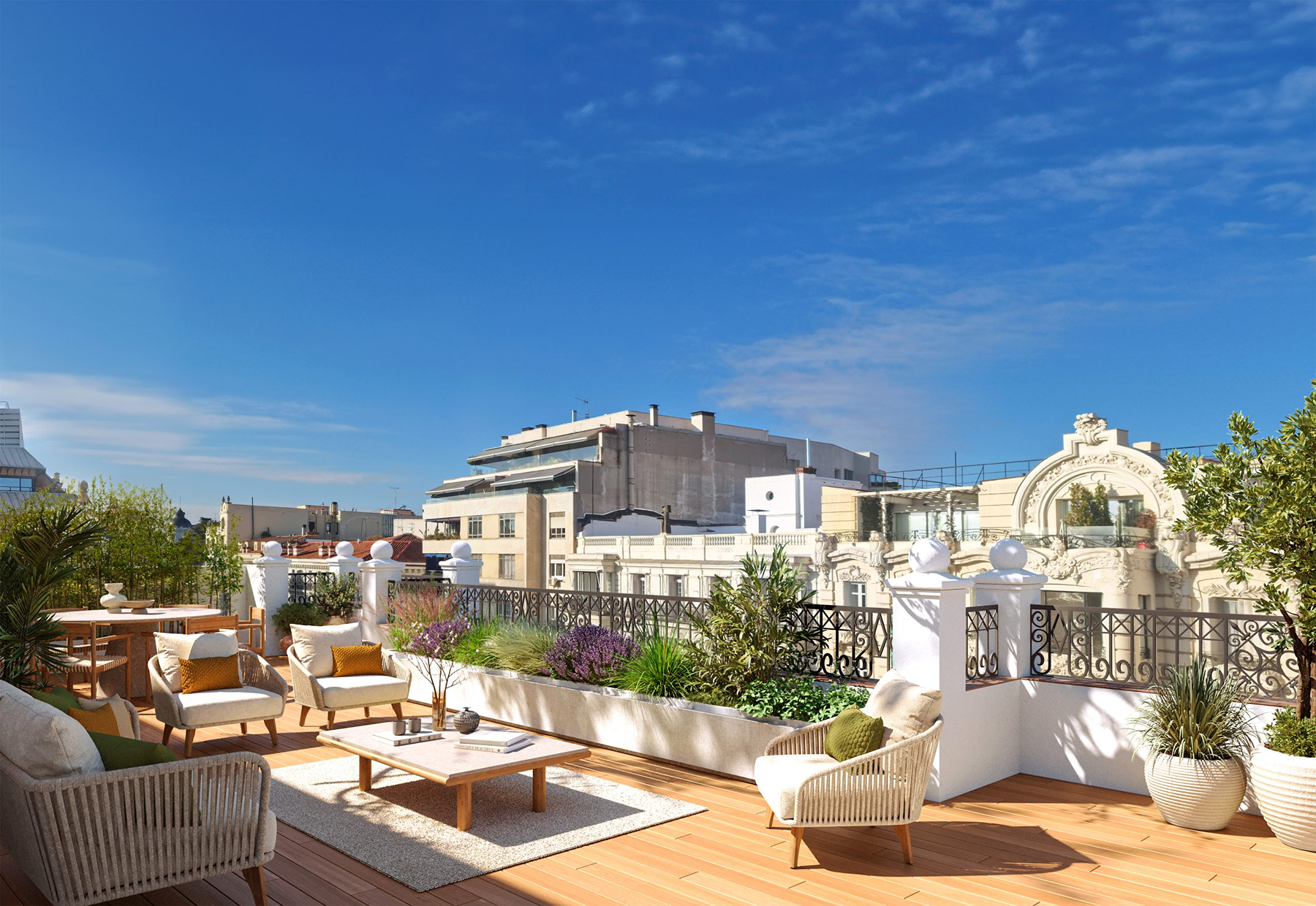 4-bed penthouse with terrace in Almagro, Chamberí