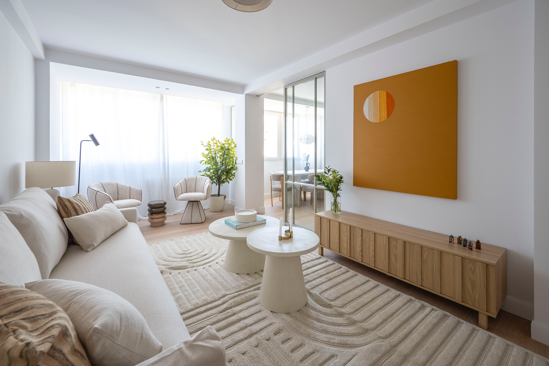 Renovated 3-bed penthouse with terrace in Bernabéu, Chamartín