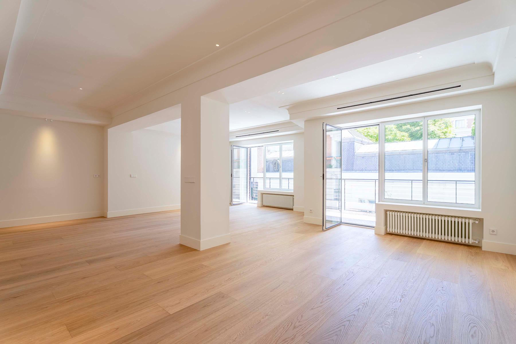 Spacious 3-bed penthouse with terrace in Ortega y Gasset, Salamanca