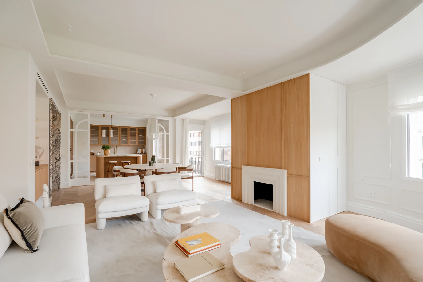 Elegant refurbished flat with 3-bedroom terrace in Barrio Salamanca