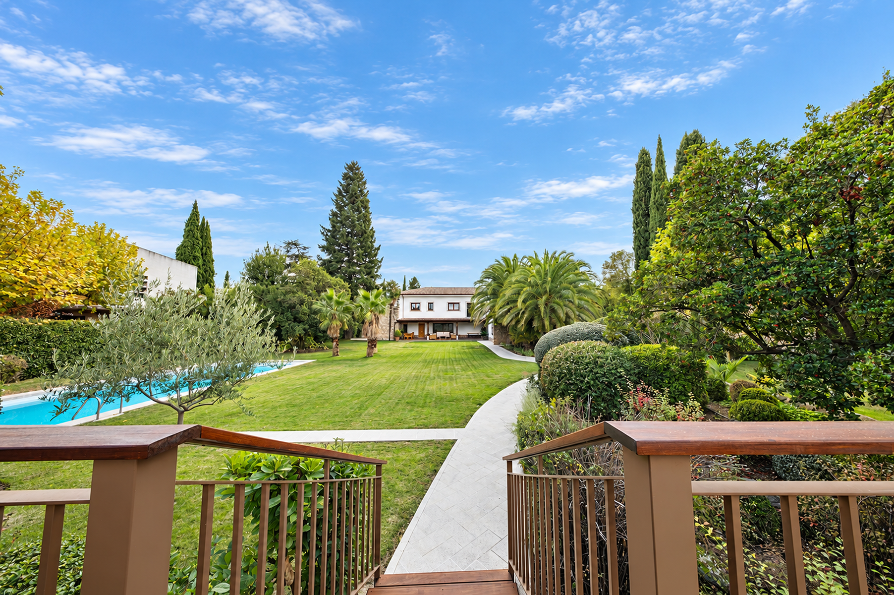 Family villa with views of Monte del Pardo in La Florida, Madrid