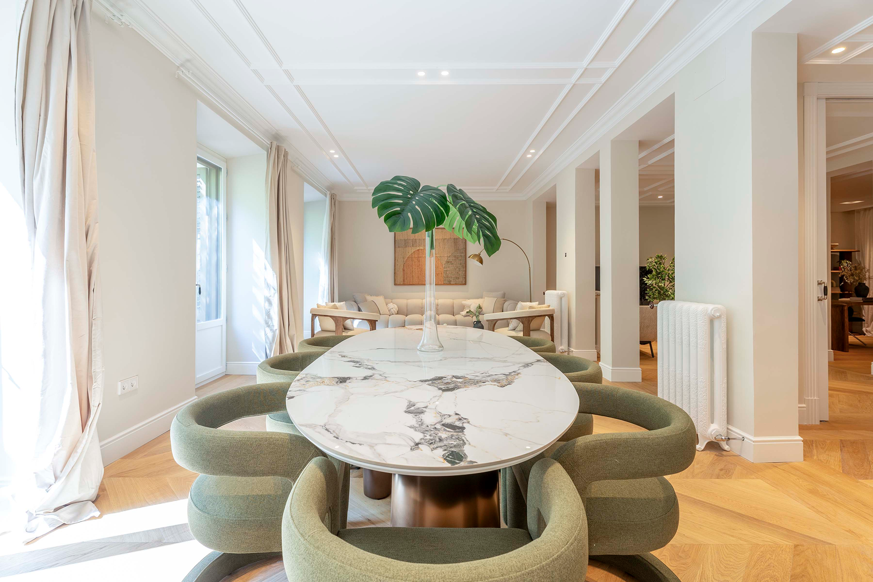 Classic estate with terrace in Recoletos